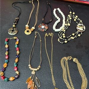 Vintage necklace lot